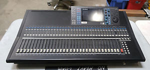 Yamaha LS9-32 Digital Mixing Console with Road Case