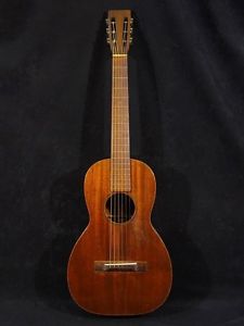 Martin 1928 2-17 Natural w/hard case Free shipping Guiter Bass From JAPAN #X904