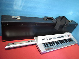 YAMAHA KX-5 KX5 MIDI Shoulder Keyboard Silver Colored Keys Rarel w/ Yamaha Case