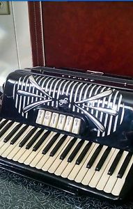 accordion sonola/s/s/5/hand.made reeds ex.condition