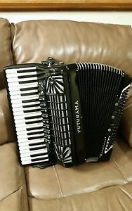 accordion futurama . simfony /3/5/hand.made reeds ex.condition