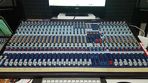 MIDAS VENICE 320 ANALOG MIXER used