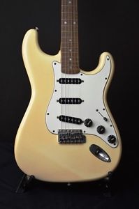 Fender Japan ST-57 Used w/ Gigbag