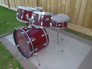 1976 Ludwig Red Vistalite