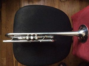 AUTUMN $ALE ! VINTAGE ! SCHILKE C 8 TRUMPET 4xxx MADE IN 1970s SOUNDS GREAT !