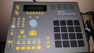 AKAI MPC 2000 drum machine USB FLOPPY EMULATOR perfect condition