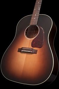 Gibson J45 Acoustic / Electric Guitar Vintage Sunburst w/ hard case included