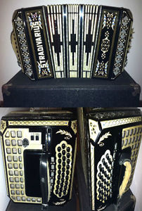 Bandoneon Diatonico Stradivarius con due registri e amplificazione