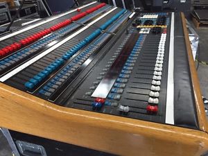 Avolites Diamond 3  Lighting Console