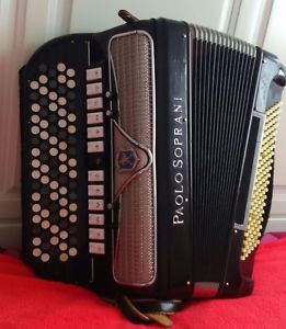 AKKORDEON FISARMONICA ACCORDION ACORDEÓN PAOLO SOPRANI 80 BAJOS