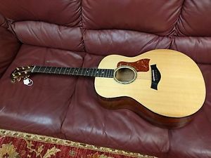 2013 Taylor 518e Grand Orchestra Acoustic-Electric Guitar