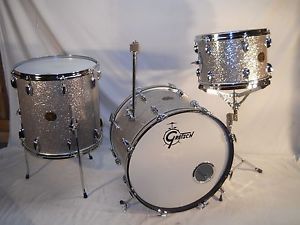 Gorgeous Vintage 1973 Gretsch 3-PC Silver Glass Glitter Outfit 20",16",13"