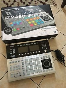 Native Instruments Maschine Studio PLATINUM *Limited Edition* NI