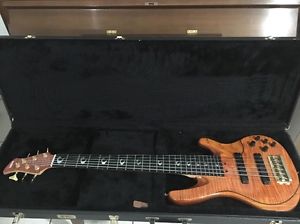 Yamaha John Patitucci 6-string Signature Bass - Amber