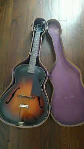1930s Gibson L 37 with hard case