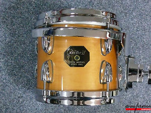 Gretsch USA Custom Tom in "Gloss Millenium Maple"  -  8x7"