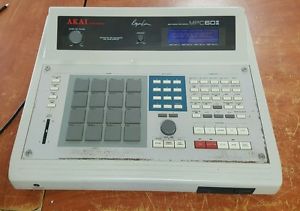 Original Akai mpc 60 II Drum Machine, Sequencer & Sampler w/ SCSI interface 3.03