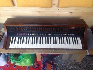 FARFISA SOUNDMAKER ANALOG SYNTH SINTETIZZATORE ANALOGICO VINTAGE