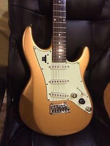 Line 6 Variax JTV 69 JAMES TYLER guitar