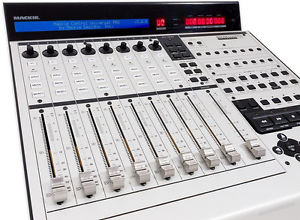 MACKIE Control Universal Pro USB DAW Controller Logic Cubase / OVP + GARANTIE