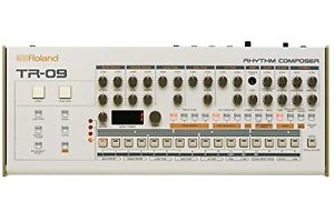 NEW Roland TR-09 Rhythm Composer Boutique Series rhythm machine from japan