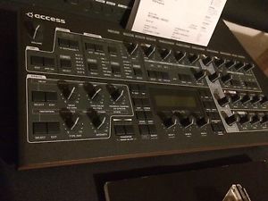 Access Virus TI2 Desktop Synthesizer OVP + Neuwertig + Rackwanne + Rechnung!!!!!