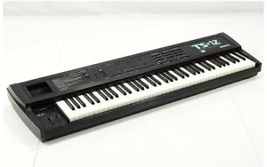Ensoniq TS12 TS-12 TS 12 Music Synthesizer keyboard With Tracking Number F/S （19