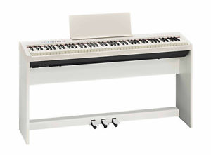 Roland FP-30 Piano Digital con soporte y pedalera, Blanco (NUEVO)