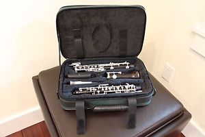 Tiery Model J10 Oboe Standard w/ Case.  Fossati Paris, Entry Level, NEAR MINT.