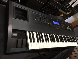 MINT LCD Ensoniq ASR 10 KEYBOARD SAMPLER 16 meg/61 key/ASR10,ASR-10//ARMENS.