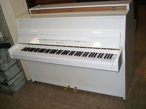 Weißes Klavier von Kawai - eine Augen- und Ohrenweide!