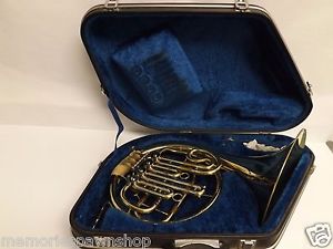 Yamaha YHR321 Single B-flat French Horn w/A Trigger & Yamaha Hard Case