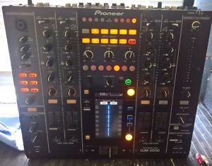 PIONEER DJM 2000