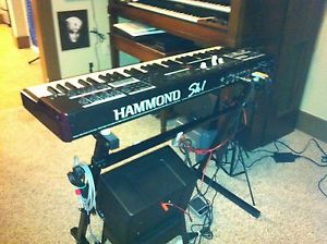 Hammond Sk1 Organ - 61 Key B3 Leslie with Piano, Farfisa, Wurly, Rhodes, Clav