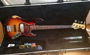 FENDER ROADWORN JAZZ BASS