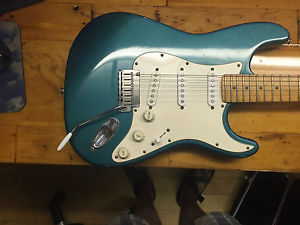 1995 Fender Stratocaster Ocean Turquoise
