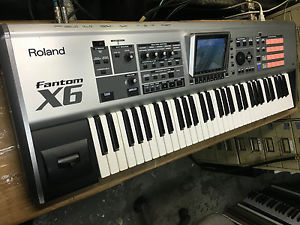 Roland Fantom X6 61-Key Keyboard / Synthe​sizer/synth/pads /512 meg //ARMENS//