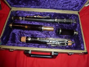 Collection  H.F Meyer Grenadilla German flute in excellent condition