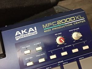 Akai mpc2000xl blue  Midi Production Center