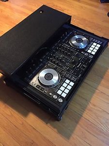 Mint Condition Pioneer DDJ Sx2 With Odyssey All Black Flight Case Package! Loook