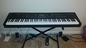 Yamaha MOX8 Keyboard Synthesizer