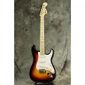 Fender / Japan Exclusive Classic 70S Stratocaster 3 Tone Sunburst Maple F/S