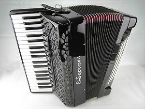 AKKORDEON E-Soprani 964 KC by Paolo Soprani 4 Chörig 96 Bass inkl. Koffer