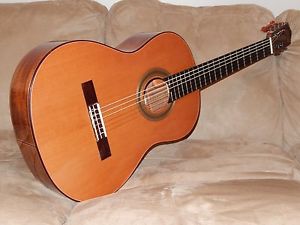 TERRIFIC "EL VITO" CONCERT YJC - LUTHIER MADE, ALL SOLID WOODS CLASSICAL GUITAR