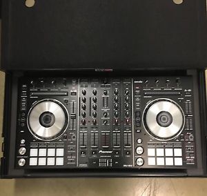 Pioneer DDJ-SX2 With ProX XS-DDJSXWLTBL Case Mint Condition