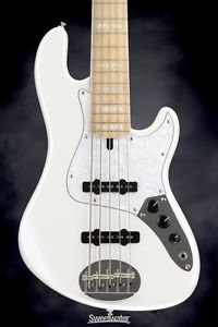 Lakland Skyline Darryl Jones 5-String - White Pearl, Maple (Open Box)