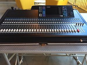 Yamaha LS9-32 Channel Mixer | FREE Shipping | w/ RR Doghouse Case & Casters