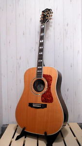 Guild D-55 2009 EX condition Acoustic Guitar Free Shipping Tracking Number