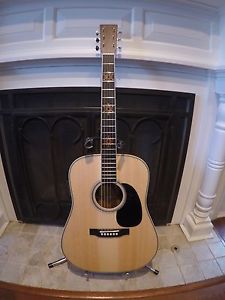 NEW C.F Martin Custom Signature Edition D-35 Seth Avett Dreadnought Acoustic