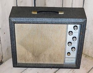 Vintage 1965 Silvertone 1482 Tube Combo Amp All Original!